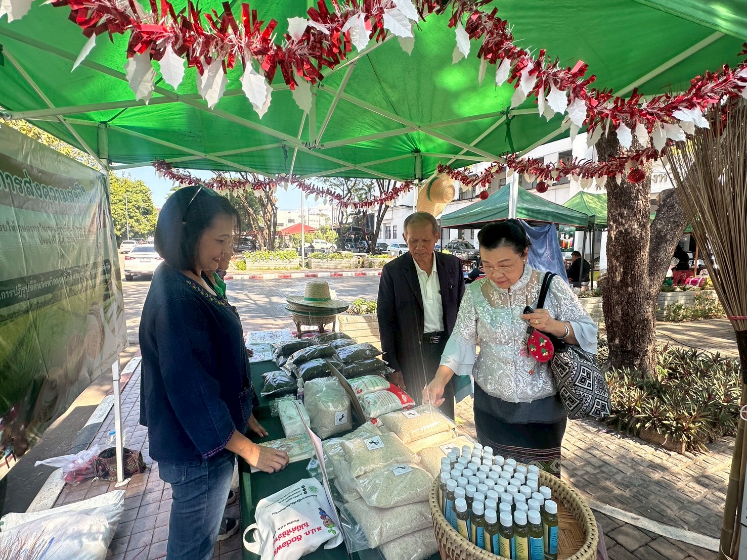 title - ส.ป.ก. อุตรดิตถ์ จัดโครงการส่งความสุขปีใหม่ มอบให้เกษตรกรในเขตปฏิรูปที่ดินจังหวัดอุตรดิตถ์ ประจำปี ๒๕๖๙